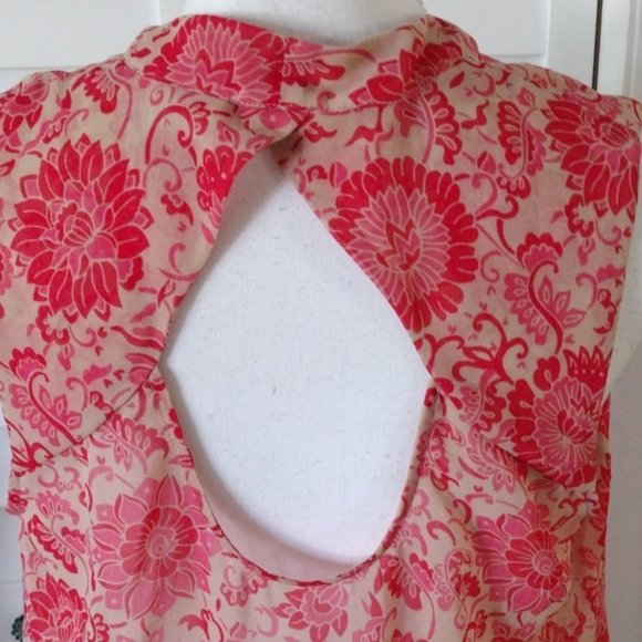 CABI Vita‎ Drape neck blouse open back cutout sleeveless floral Sz M - Picture 6 of 11